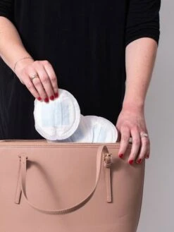 Coussinets D'allaitement Jetables 100 Pièces LANSINOH Blanc - Lansinoh -Vertbaudet Soldes Magasin coussinets dallaitement jetables 100 pieces lansinoh 4