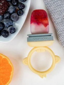 Grignoteur MINIKOIOI Baby Pulp En Silicone Tilleul/gris - Minikoioi -Vertbaudet Soldes Magasin grignoteur minikoioi baby pulp en silicone 4