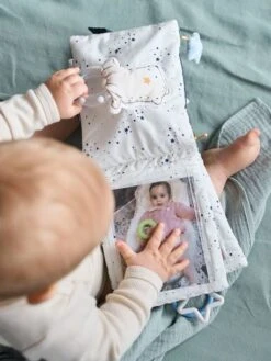 Livre D'éveil Et Photos CÉLESTE Bleu - Vertbaudet -Vertbaudet Soldes Magasin livre deveil et photos celeste 5