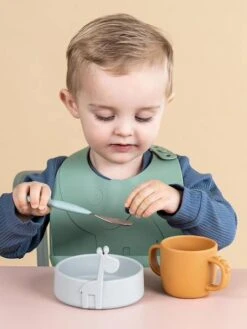 Lot De 2 Bavoirs Avec Récupérateur DONE BY DEER Peekaboo Eléphant En Silicone Vert Clair + Vert Foncé - Done By Deer -Vertbaudet Soldes Magasin lot de 2 bavoirs avec recuperateur done by deer peekaboo elephant en silicone 5