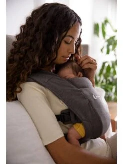 Porte-bébé Embrace ERGOBABY Gris - Ergobaby -Vertbaudet Soldes Magasin porte bebe embrace ergobaby 3