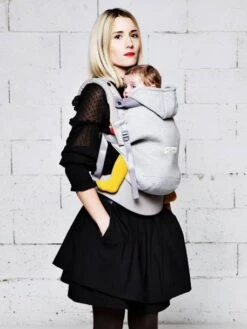 Porte-bébé Hoodie Carrier LOVE RADIUS By JE PORTE MON BEBE Gris Athletic - Love Radius JPMB -Vertbaudet Soldes Magasin porte bebe hoodie carrier love radius by je porte mon bebe 4