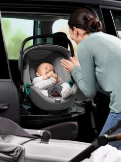 Siège-auto + Base BRITAX Baby-Safe ISense I-Size 40 à 83 Cm, équivalence Groupe 0+ Midnight Grey - Britax -Vertbaudet Soldes Magasin siege auto base britax baby safe isense i size 40 a 83 cm equivalence groupe 0 2