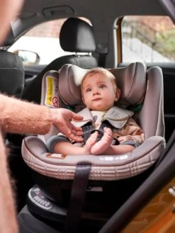 Siège-auto Rotatif JOIE I-Spin Grow Signature I-Size 40 à 125 Cm, équivalence Groupe 0+/1/2 Noir (eclipse) - Joie -Vertbaudet Soldes Magasin siege auto rotatif joie i spin grow signature i size 40 a 125 cm equivalence groupe 012 3