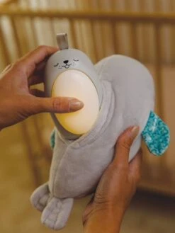 Veilleuse Bébé Otarie Douce Nuit 3 En 1 - INFANTINO Gris - Infantino -Vertbaudet Soldes Magasin veilleuse bebe otarie douce nuit 3 en 1 infantino 3