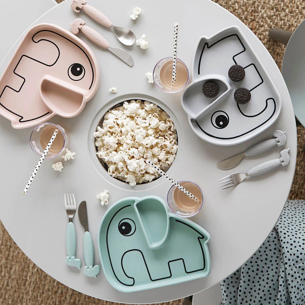 Devant -Vertbaudet Soldes Magasin Silicone Stick and Stay plate Elphee Powder 1 LS